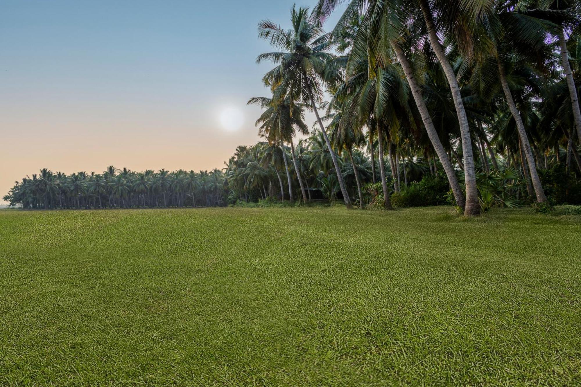 Sterling Palavelli Godavari Hotel Rāzole Exterior photo